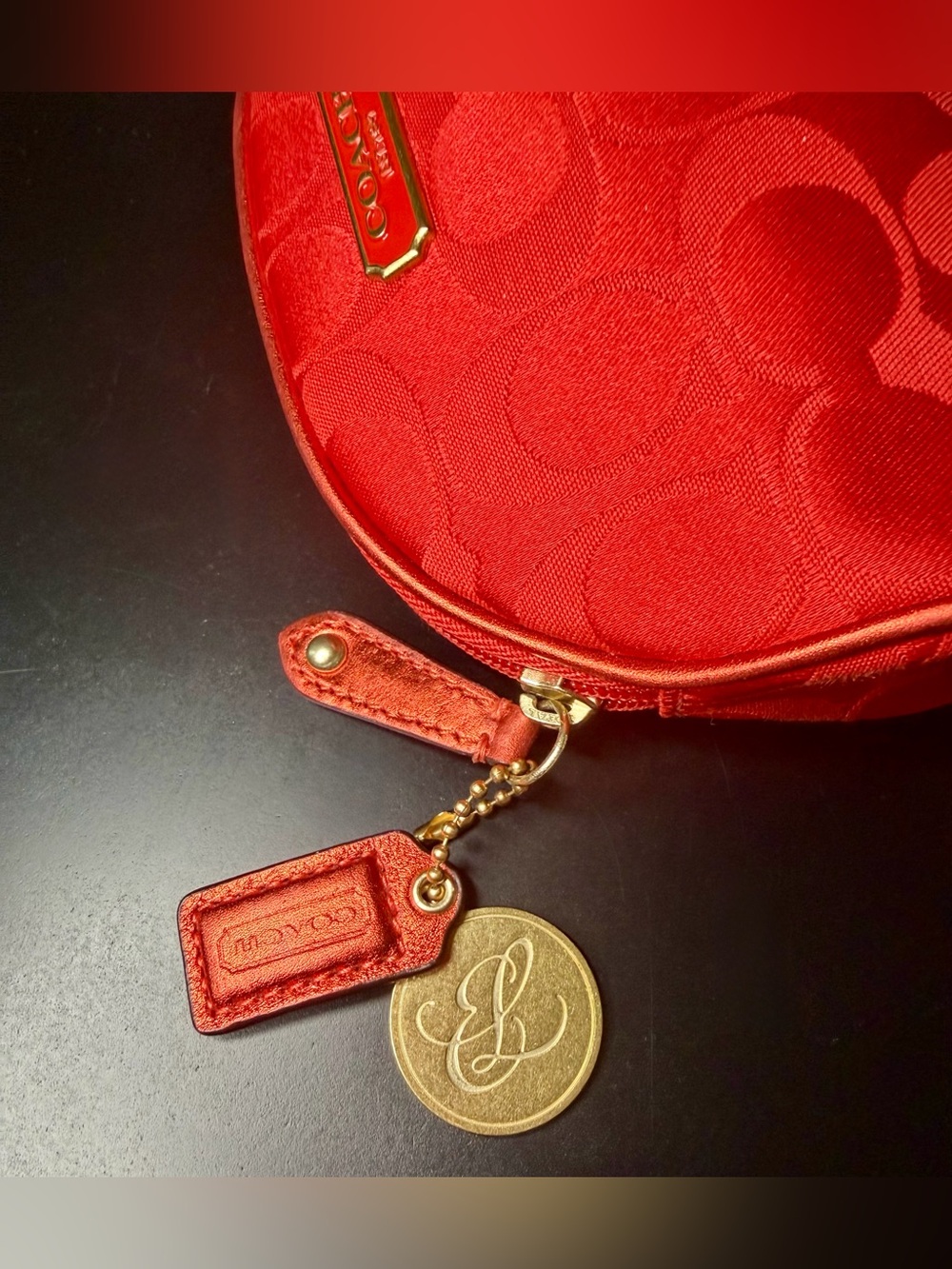Coach x Estée Lauder Limited Edition Red Cosmetic Bag No. D1073-B903 - Picture 5 of 9